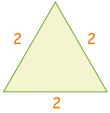 triángulo cuyos lados miden 2